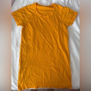 Lululemon tangerine swiftly tech short sleeve